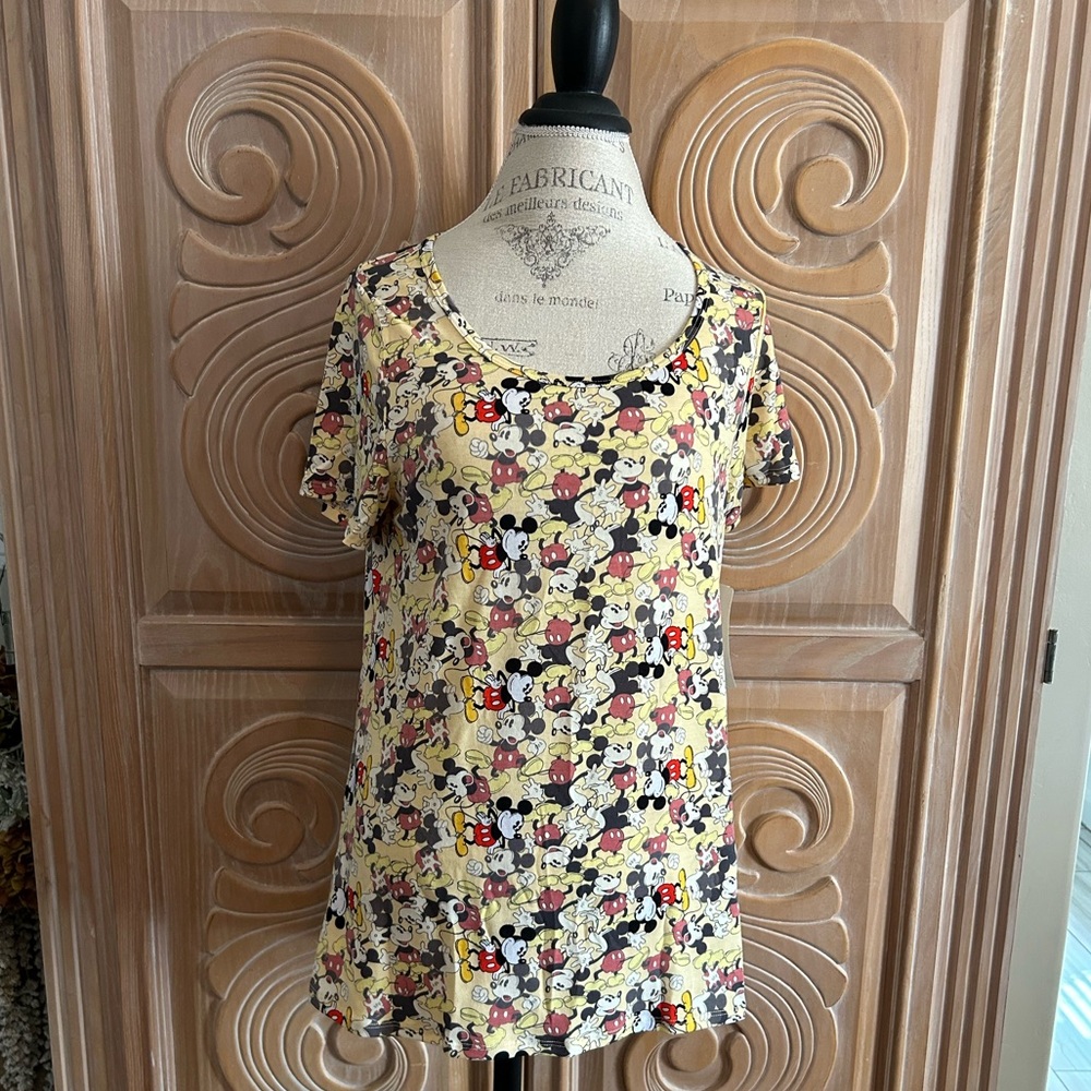 LuLaRoe Disney Edition Mickey Mouse Print Classic T in Yellow. Size Medium